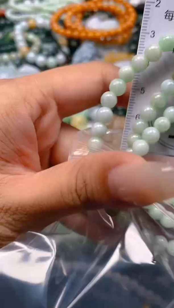 翡翠未镶嵌颈饰闪购0028161