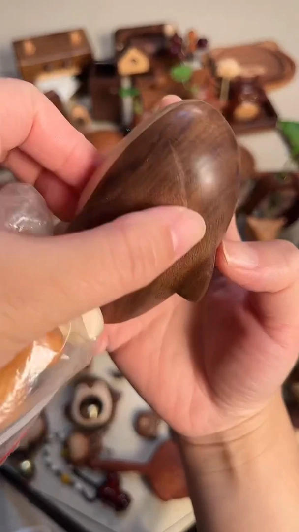 木微瑕，鲨鱼开瓶器