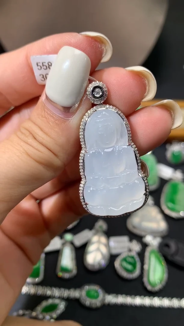 翡翠18K金镶嵌吊坠(不含链)吊坠