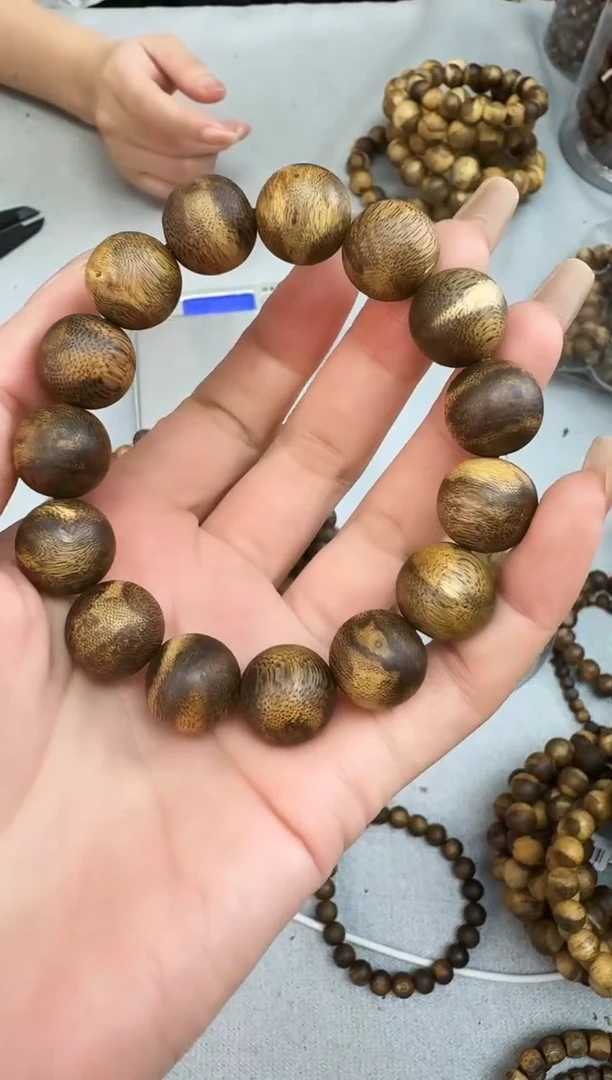 沉香手串1517白棋圆珠单圈多样性发一