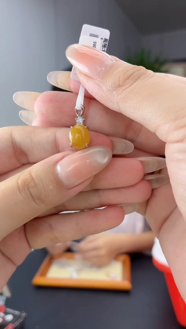 吊坠(不含链)银S925镶嵌翡翠11111111