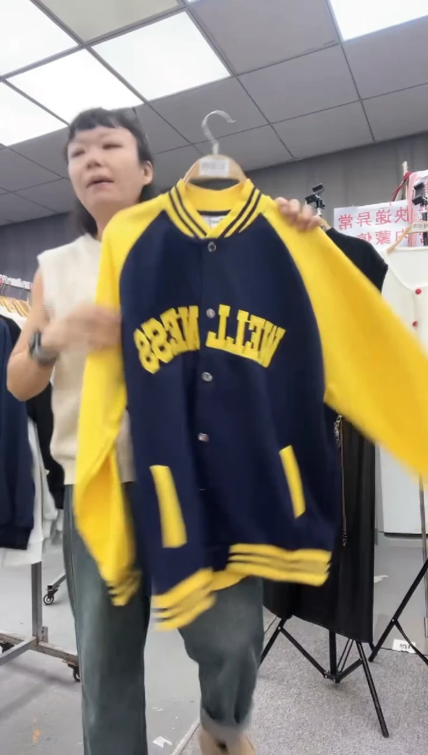 棉大哥家漂亮衣服漂亮颜色