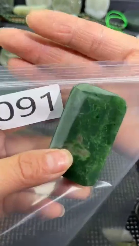 未镶嵌和田玉珠宝半成品牌子