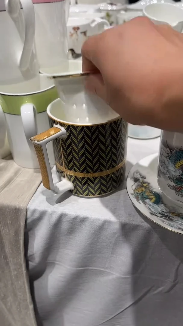 瓷麦穗茶漏杯隆达