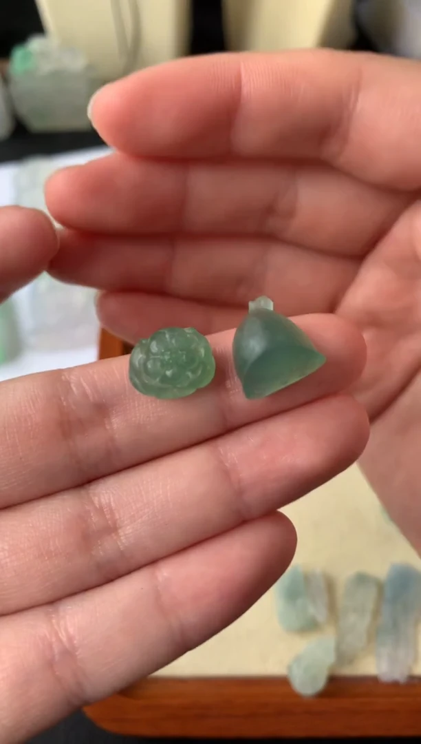 【闪购商品】定制翡翠未镶嵌翡翠