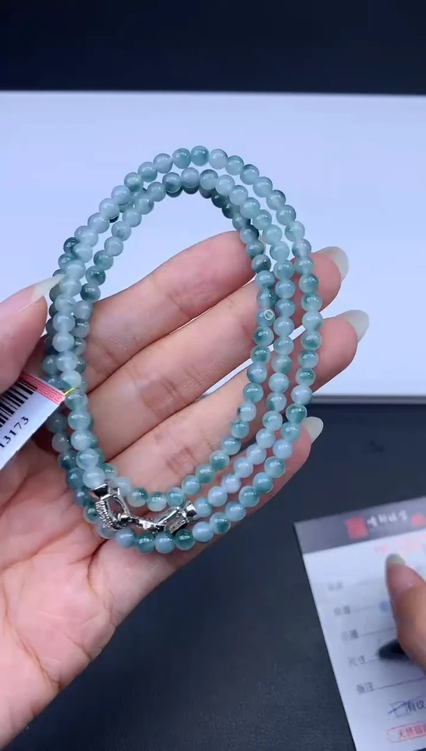 未镶嵌挂件翡翠哈轩 珠串1（有纹有裂）（多样性发其一）