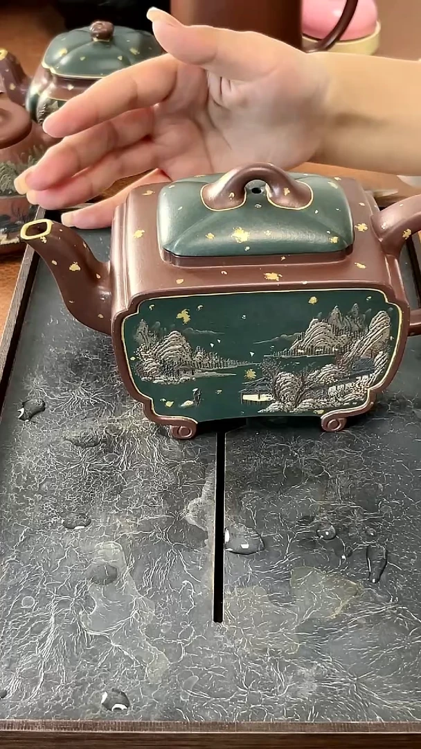 茶壶底槽青扇卷紫砂壶
