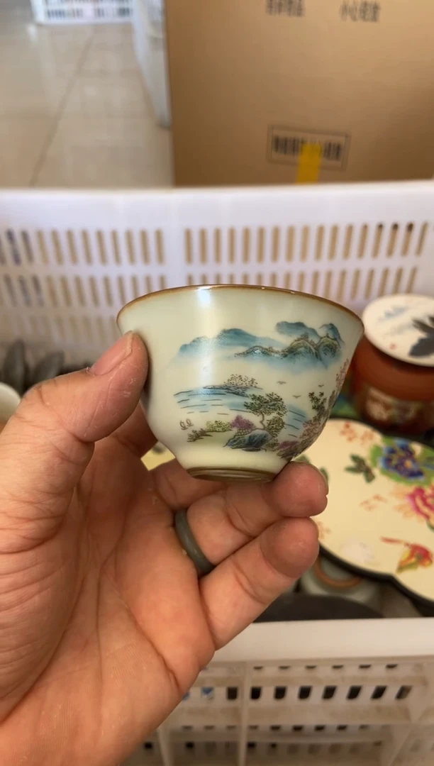 杯无运费险有瑕疵的摄影的产品有使用过的痕迹有点脏介意勿拍