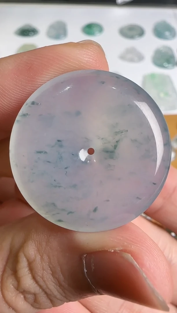 翡翠未镶嵌吊坠(不含链)平安扣