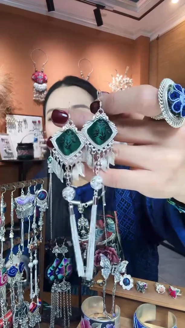 【闪购商品】织绣纯手工民族风饰品耳环