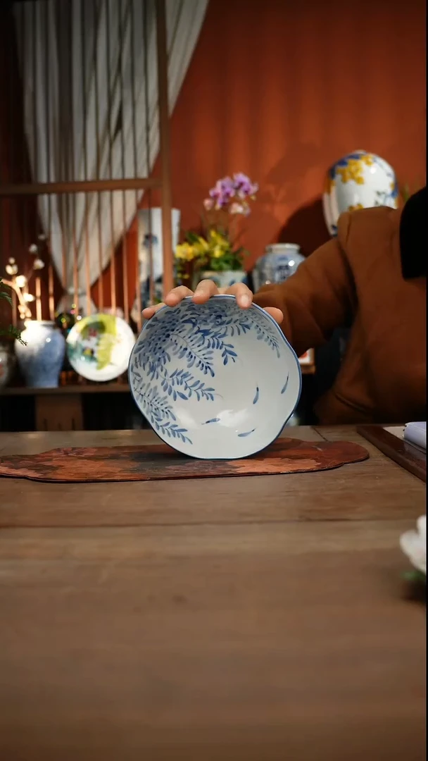 当代高温釉下彩手绘陶瓷餐具