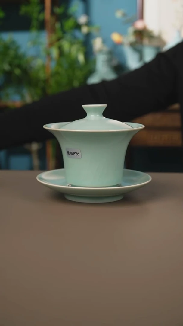 仿古粉青马蹄盖碗微暇
