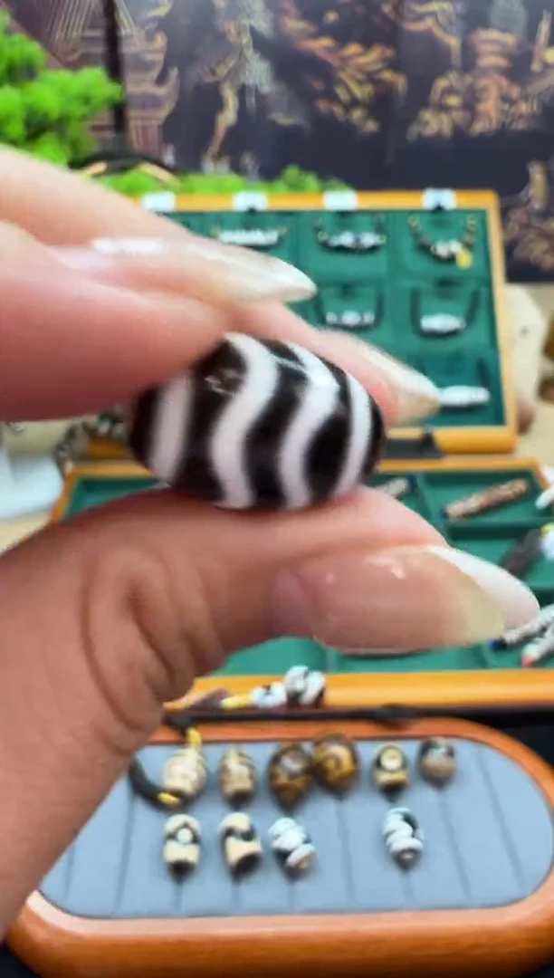 合金颈饰玛瑙/玉髓（覆膜）54. （微瑕）