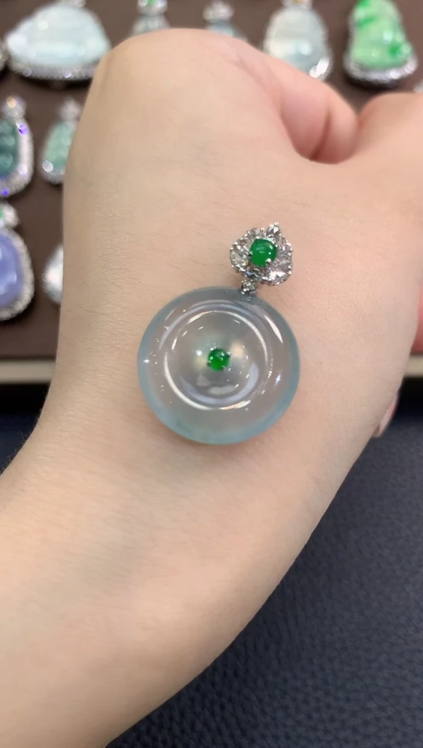 吊坠(不含链)18K金镶嵌翡翠春日珠宝 B136多样性一件发