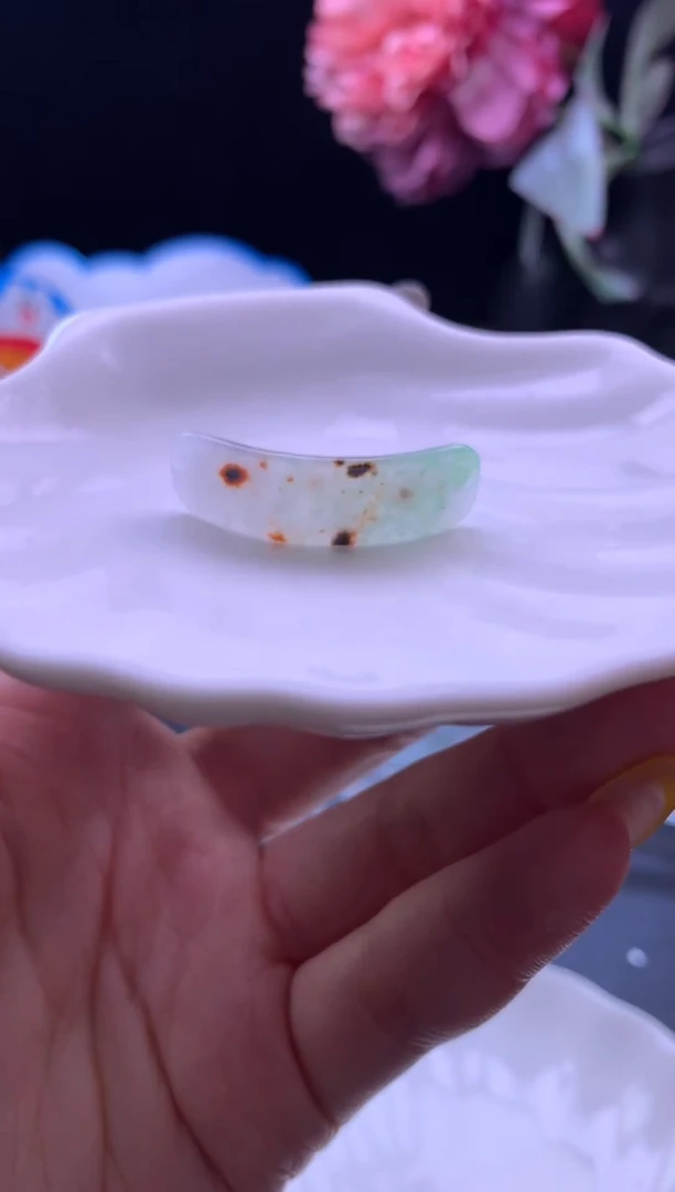 未镶嵌挂件翡翠手牌