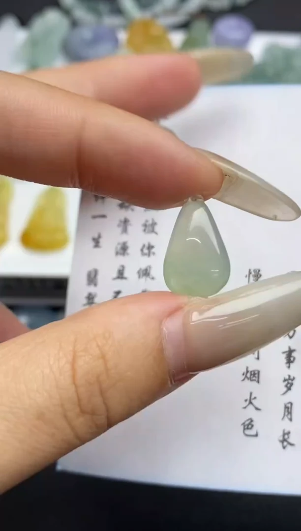 定制翡翠未镶嵌翡翠毛货~