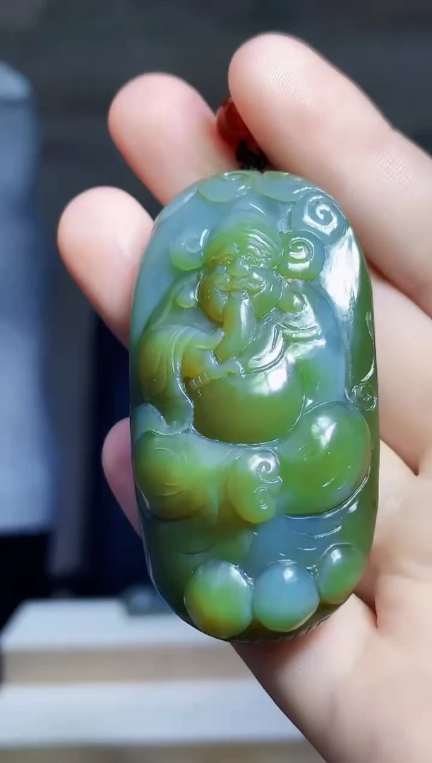 和田玉未镶嵌颈饰1