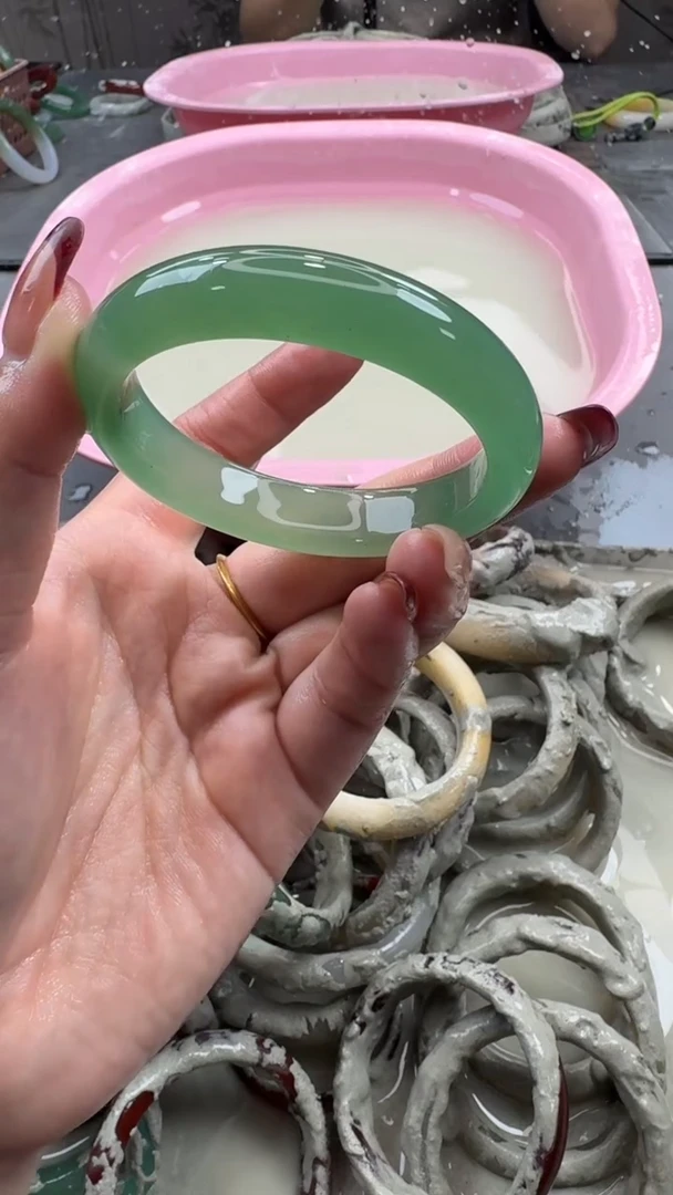 未镶嵌手镯石英质玉9