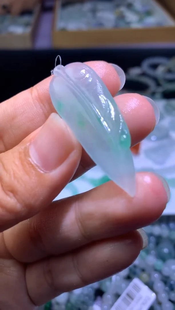 未镶嵌定制翡翠毛货