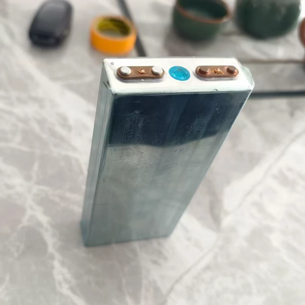 国轩23磷酸铁锂电池          3.2v20ah