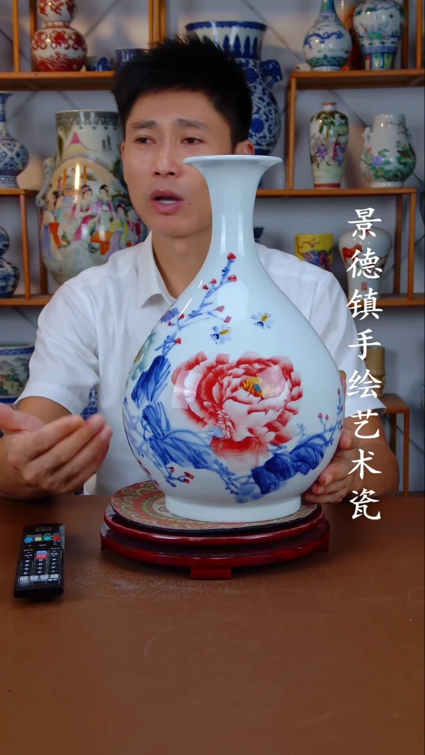 现代景德镇手工手绘陶瓷摆件12