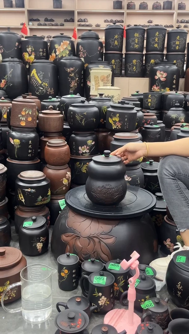 罐瑕疵茶叶罐  葫芦浮雕牡丹   715