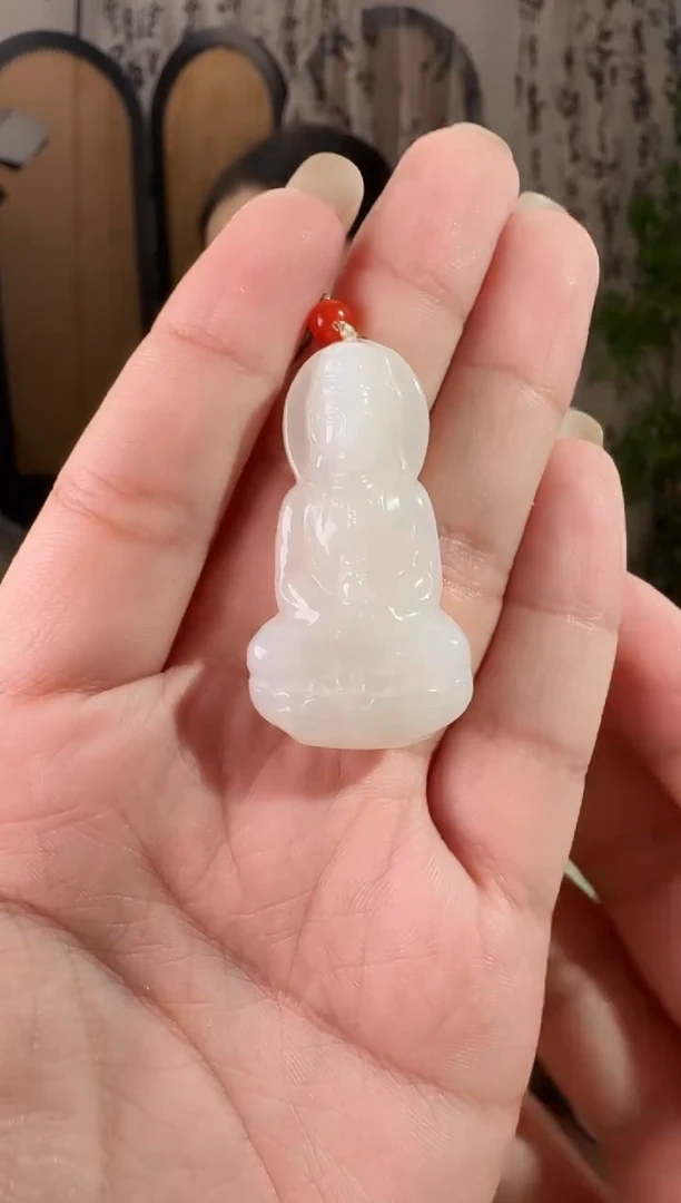 颈饰未镶嵌和田玉观音