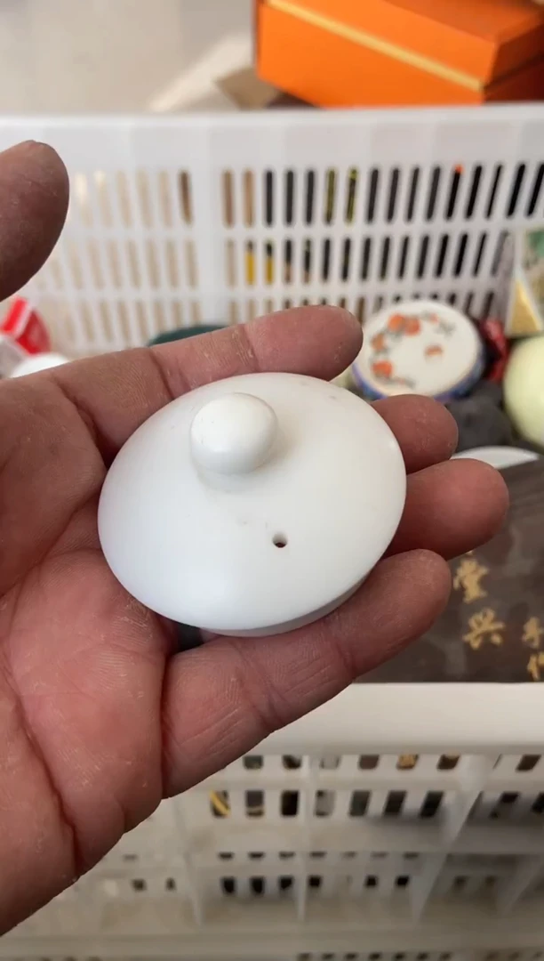 杯无运费险有瑕疵的摄影的产品有使用过的痕迹有点脏介意勿拍