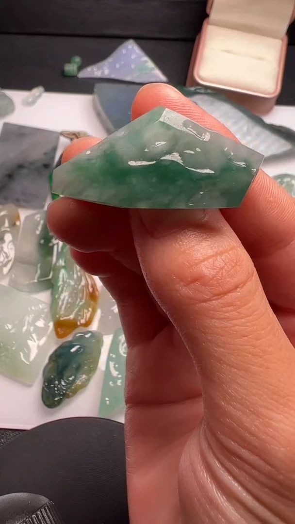 未镶嵌定制翡翠天然A货翡翠不包工