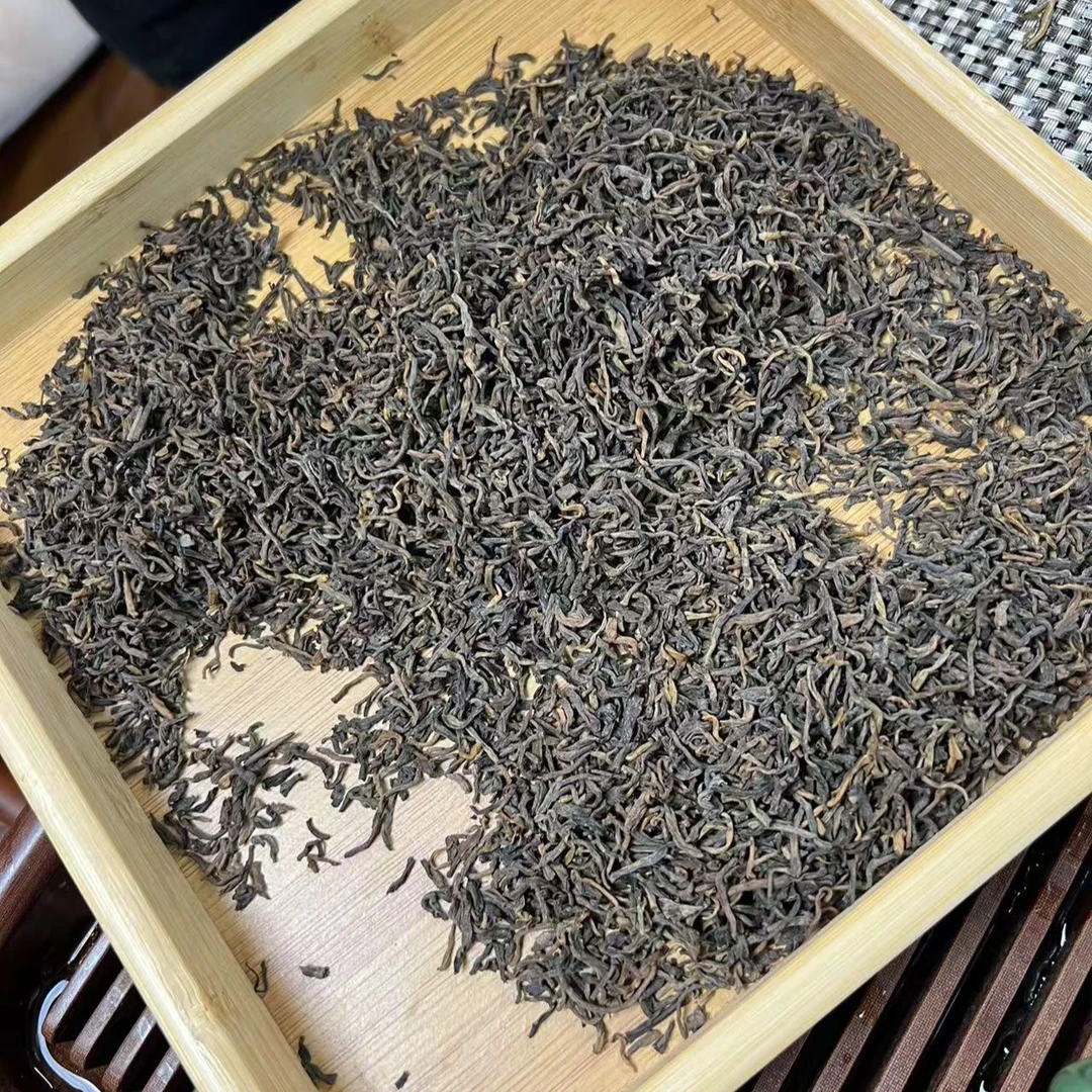 2016年易武纯料熟茶