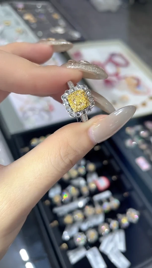 18K金镶嵌戒指钻石1克拉黄钻戒指 两用款 YT