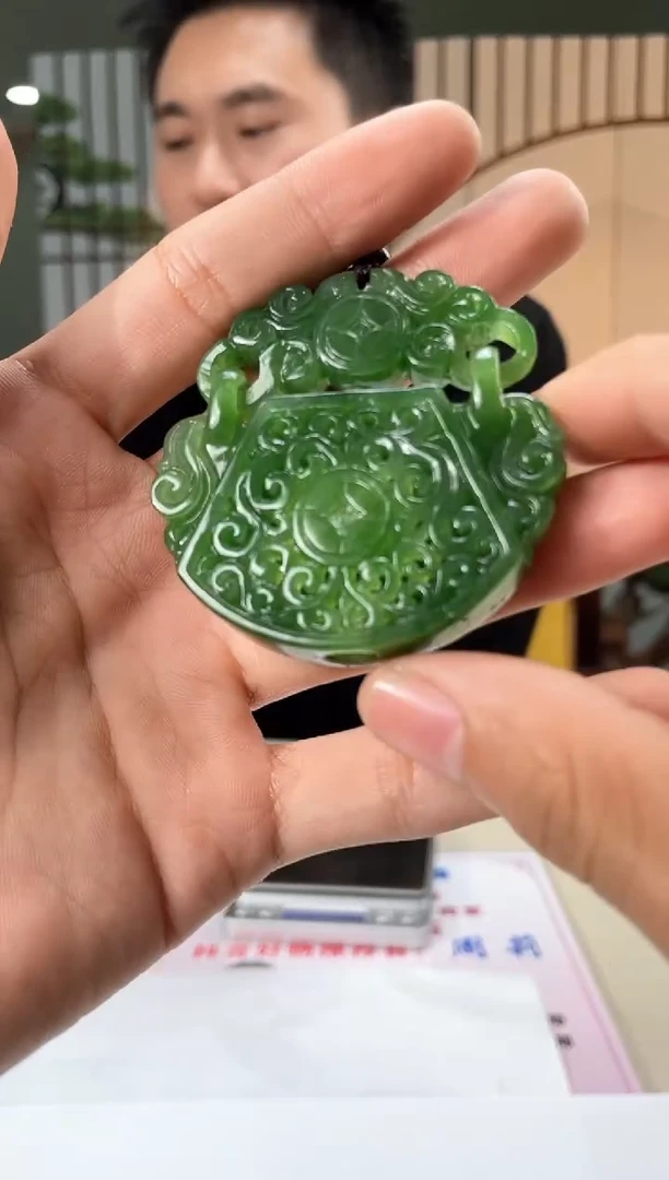 【闪购商品】定制和田玉和田玉（多样性拍一发一带证）190229