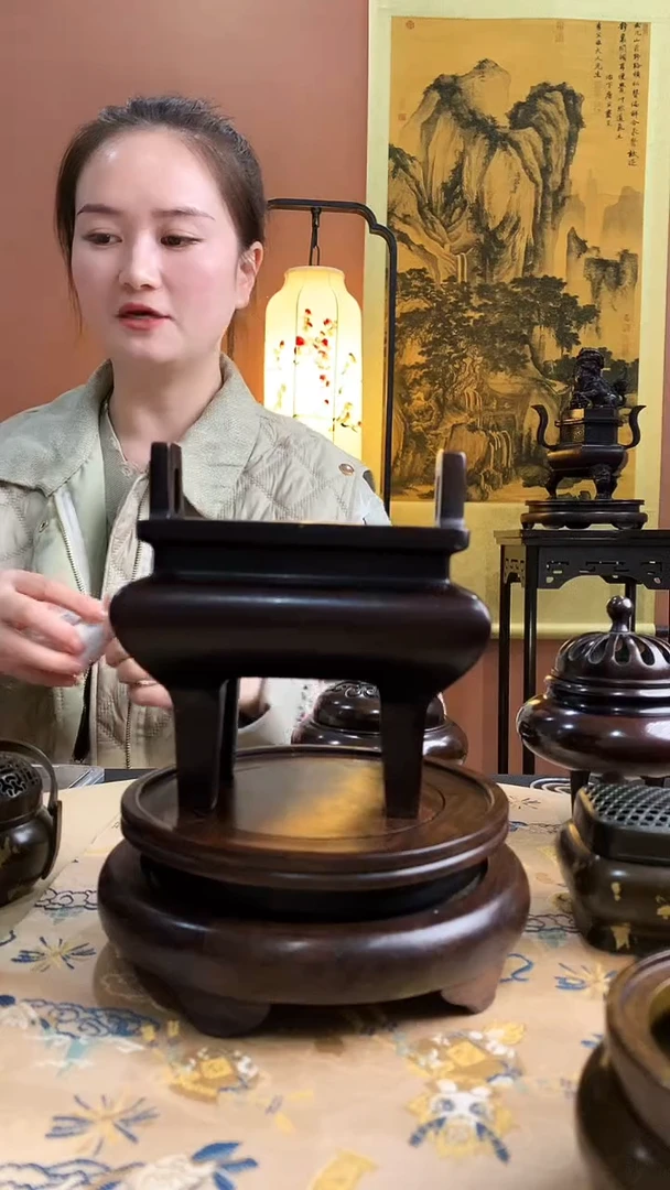 仿古苏工四足鼎式方炉