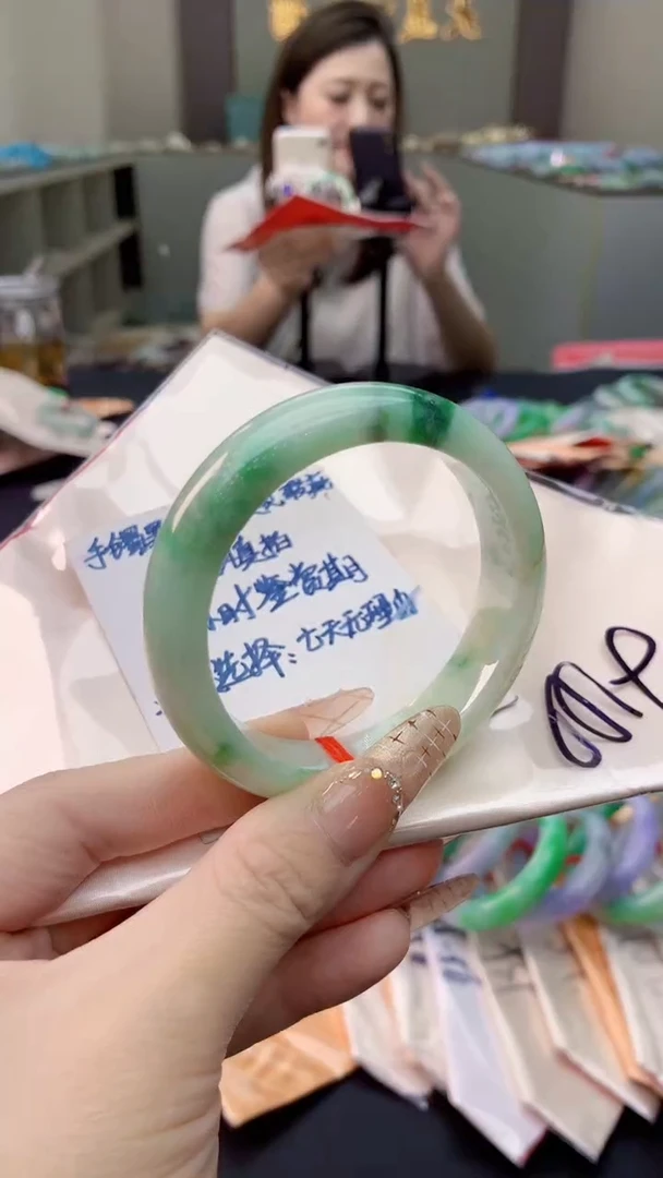 未镶嵌手镯翡翠0164858467