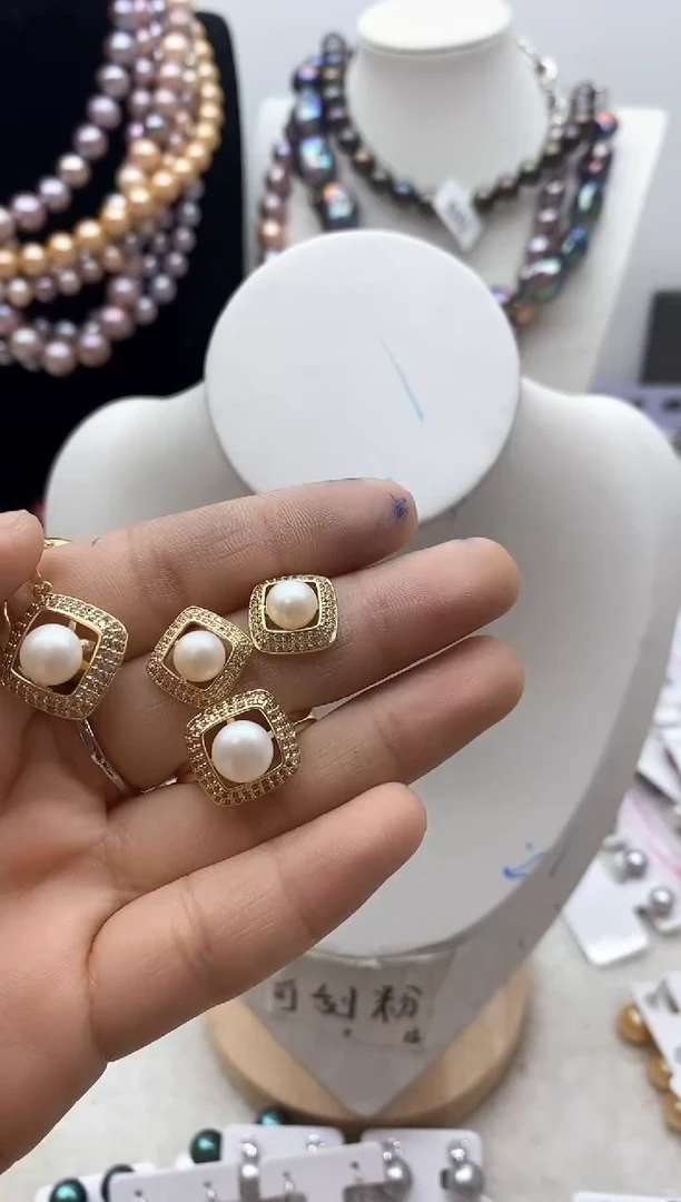 【闪购商品】淡水珍珠颈饰钛钢124