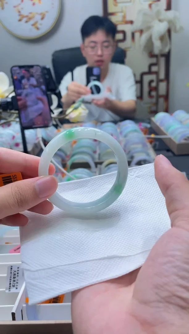 未镶嵌手镯翡翠240-55