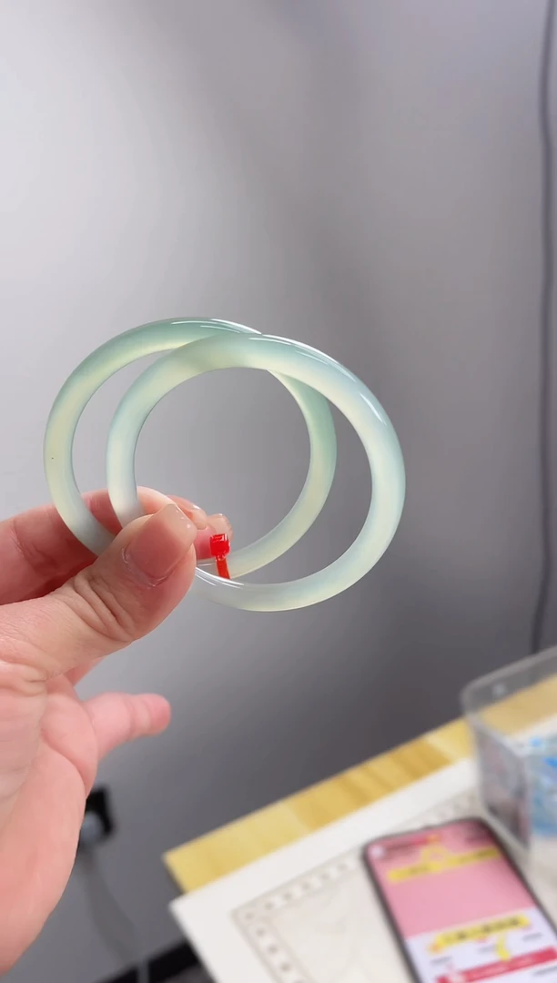 【闪购商品】玛瑙/玉髓手镯未镶嵌50-60圈口