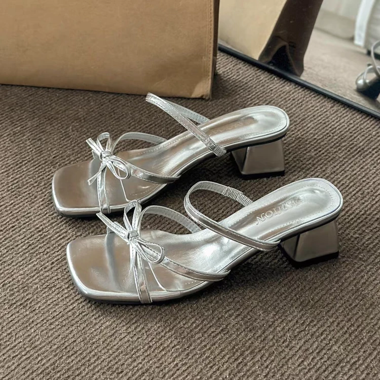 夏季新款时尚简约优雅细带高跟鞋黑色一字露趾拖鞋女