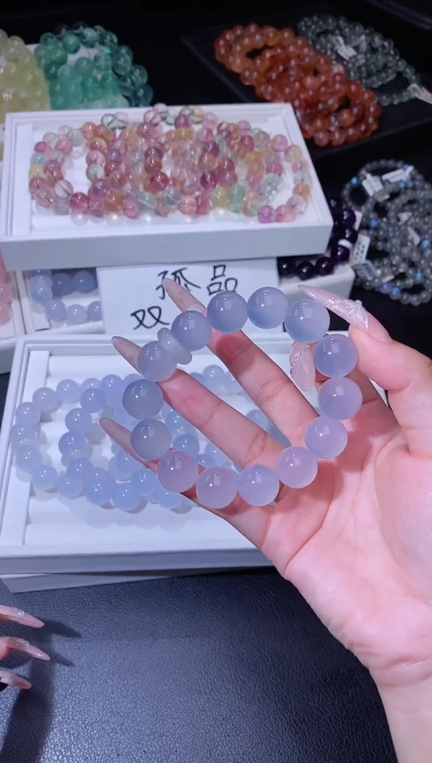 未镶嵌手链玛瑙/玉髓1011.8蓝玉髓手串 多样性发其一