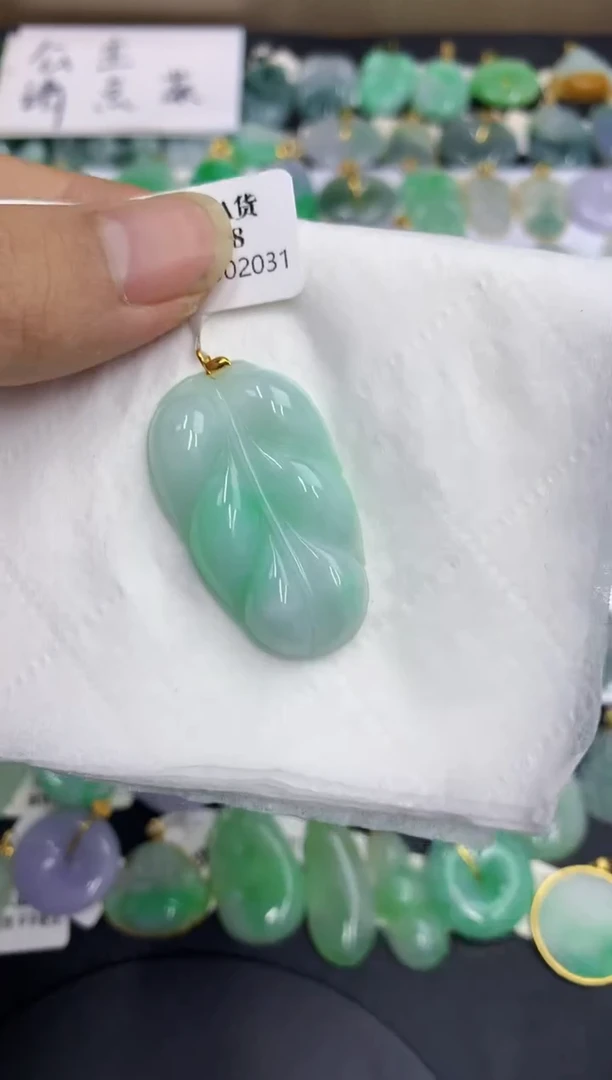 翡翠未镶嵌颈饰缅甸翡翠a货