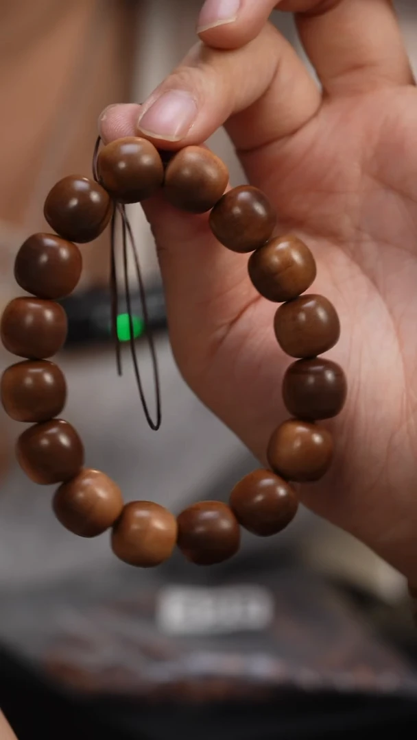 檀香木手串/手链Y****Y老山檀香13*14老型单圈供奉料