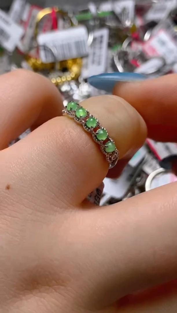 银S925镶嵌戒指翡翠百内无证书