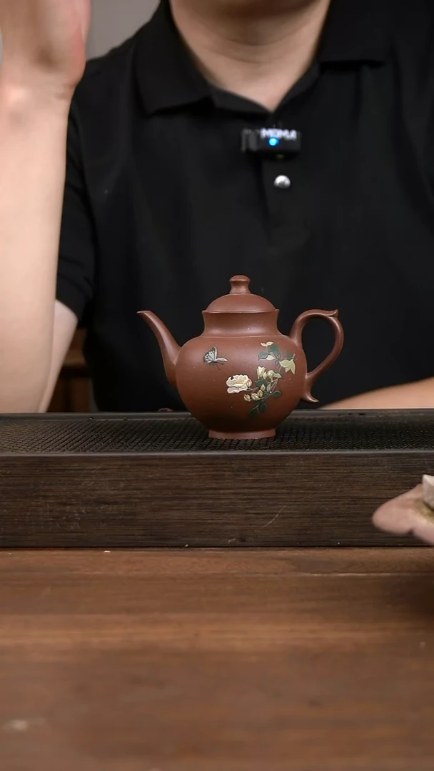茶壶紫砂紫泥玉露     堆绘山茶花    150CC