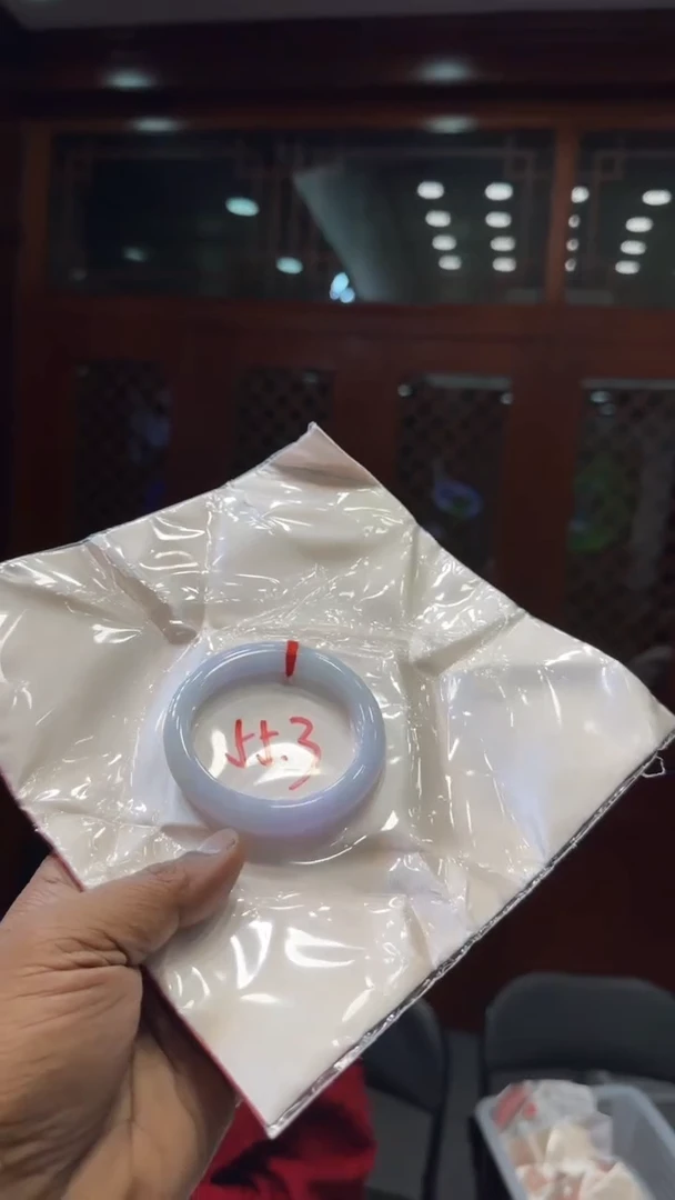 【闪购商品】翡翠手镯未镶嵌手镯