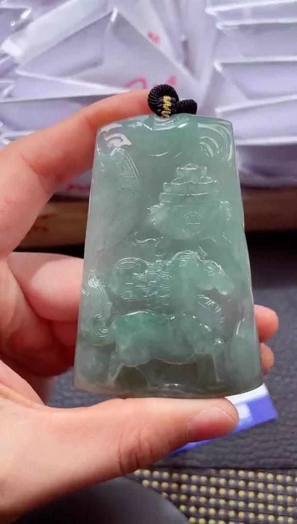 未镶嵌挂件翡翠000888