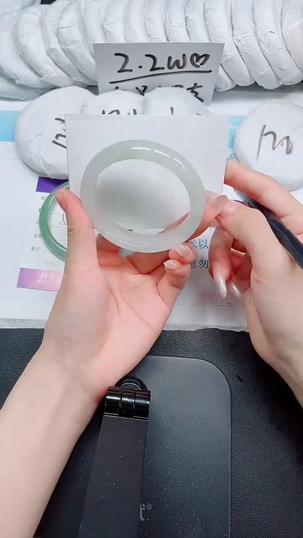 石英质玉手镯未镶嵌159-56.7