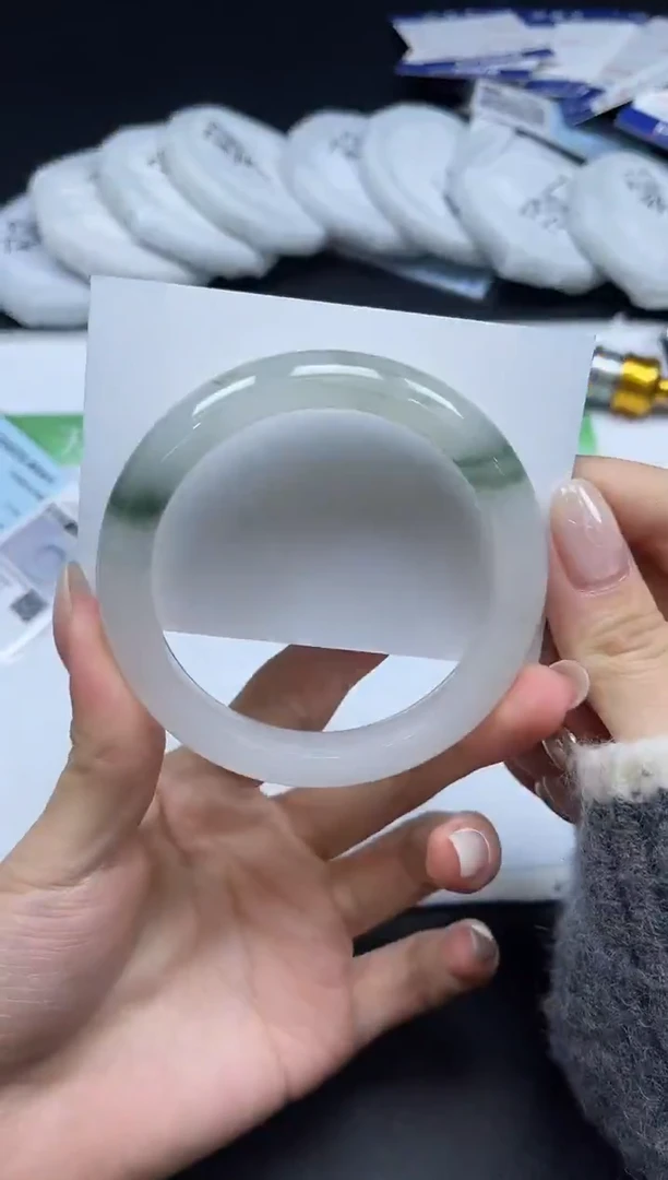 未镶嵌手镯石英质玉018-5859