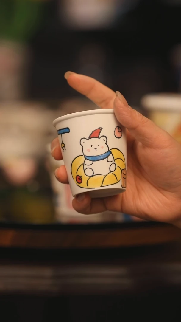 【闪购商品】摆件随机景德镇釉下彩绘设计师款陶瓷