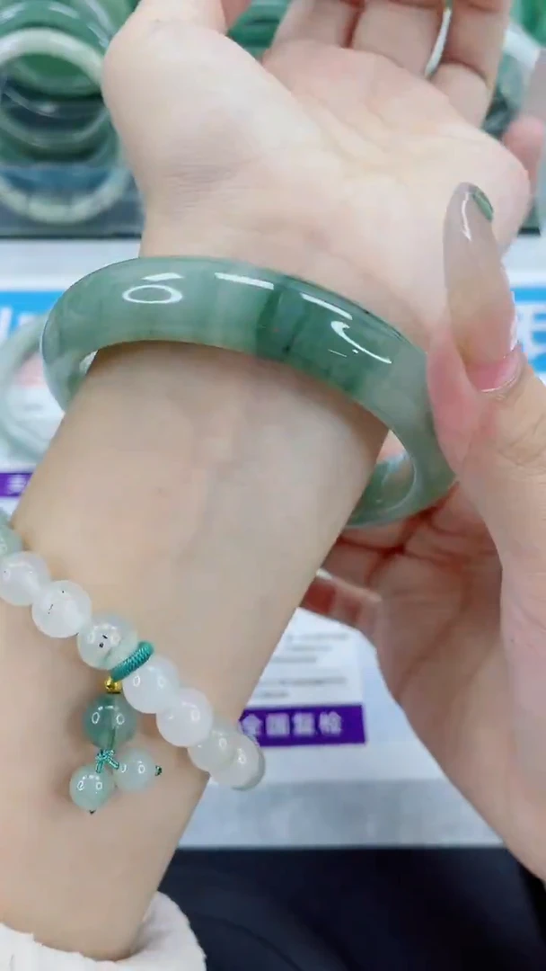 未镶嵌手镯石英质玉266-62/63