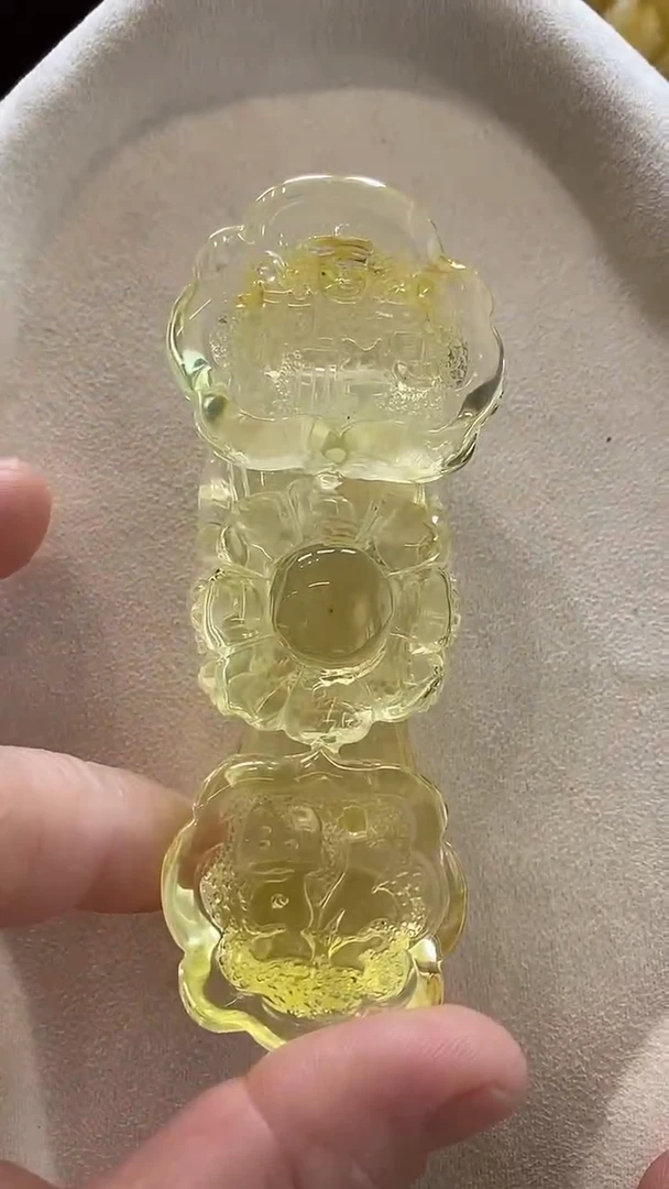 琥珀颈饰未镶嵌吊坠